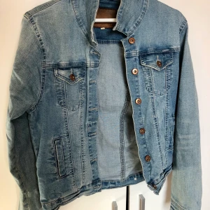 Jeansjacka - Från lager 157