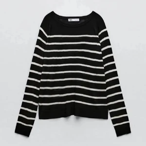 Randig tröja  - Säljer min randiga tröja från zara då den inye kommer till användning 