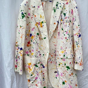 Blazer - Kavaj med massa färg. Storlek XL. Väldigt oversized.