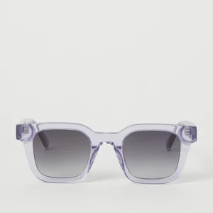 Chimi Glasögon  - Aldrig använda lila chimisar! superfina ångrar väll bara köpet helt enkelt😊frakt tillkommer även 💓  ❌buda inte på inlägget buda privat istället, kan inte se buden det är därför 😚)❌