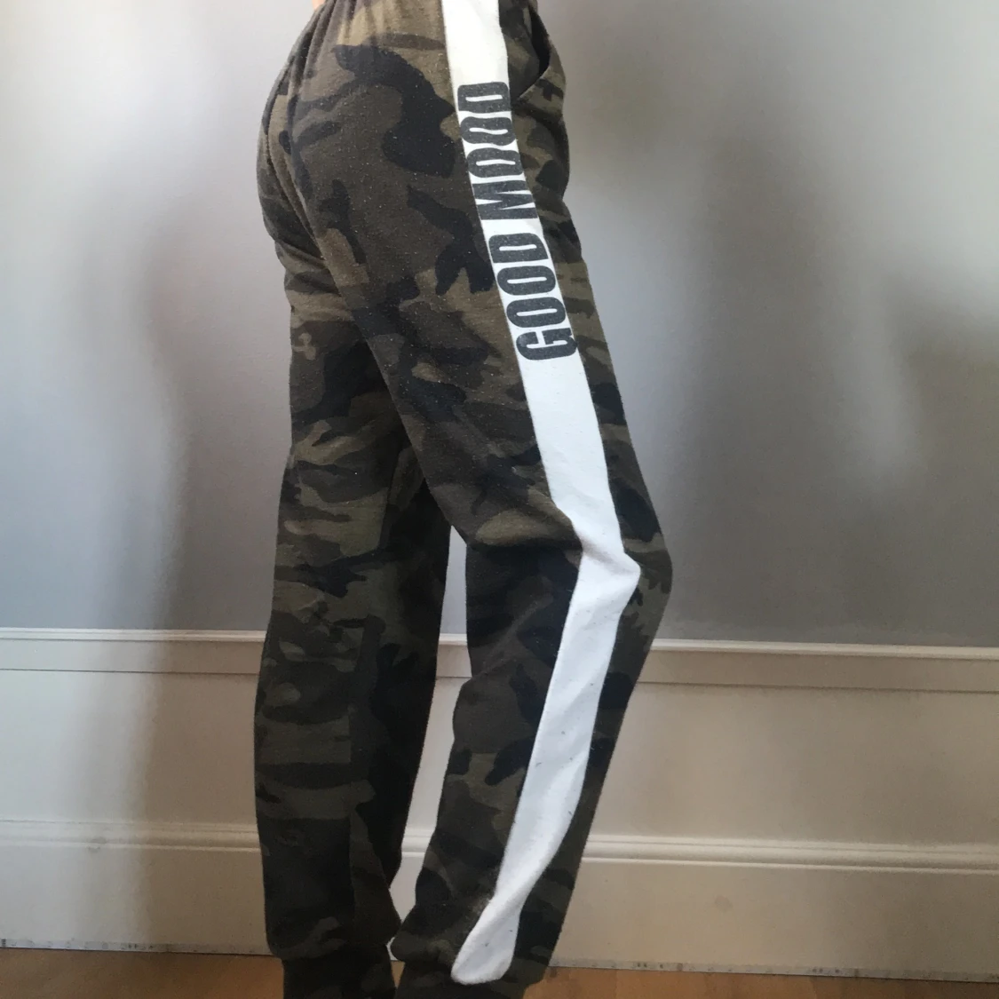 Jag säljer ett par byxor! - 90