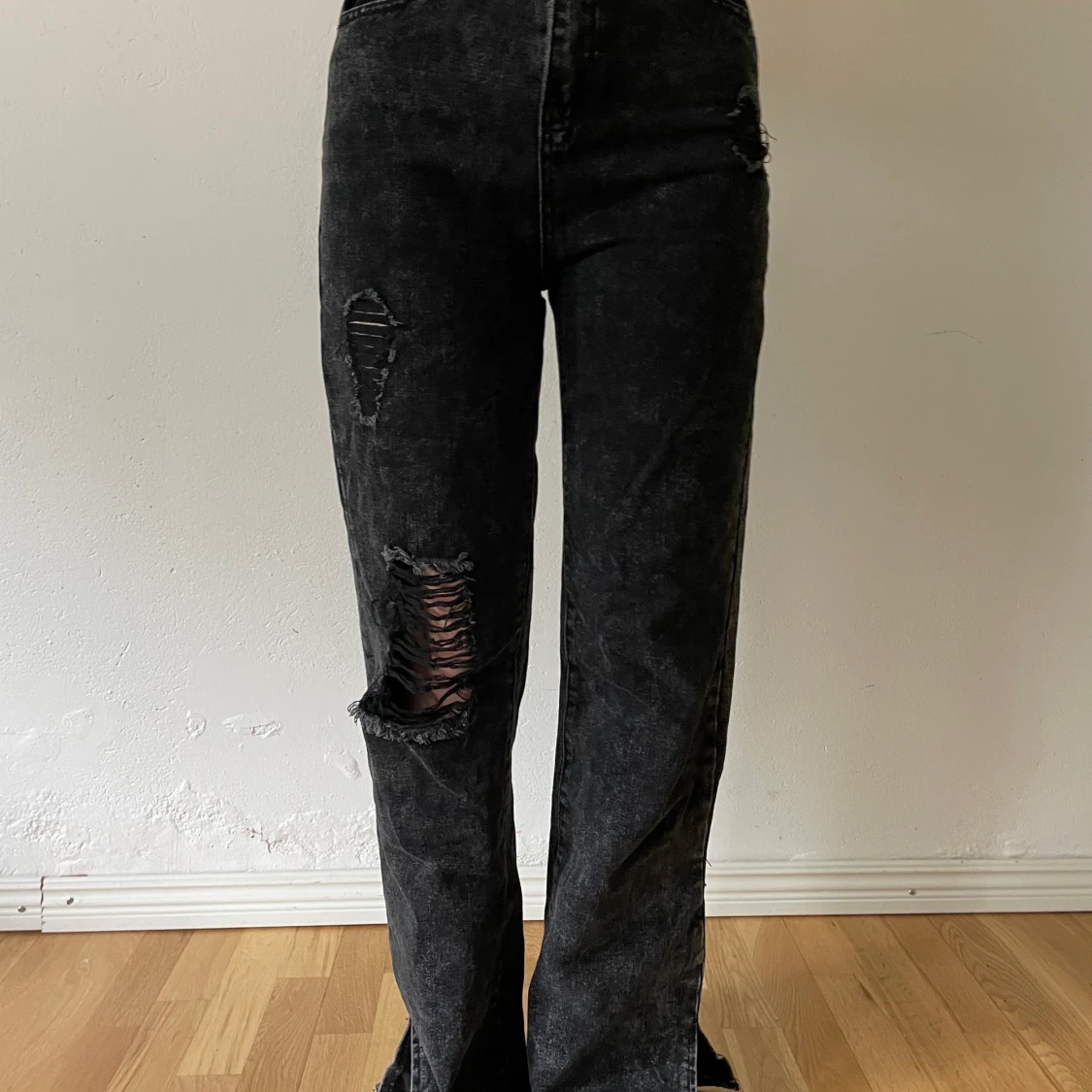 Nya slitna byxor - 90