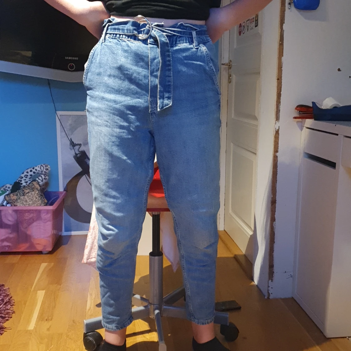 Högmidjade jeans 👖  - 90