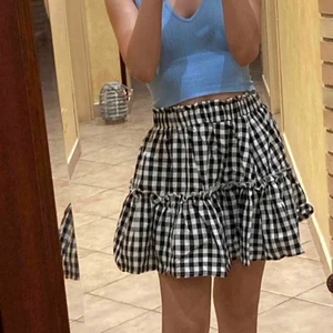 Rutig Kjol volang - Rutig volangkjol passar 34-36