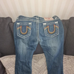 True religion  - Så snygga, size 29. Raka, lite baggy i benen. Använda max 2 ggr.   