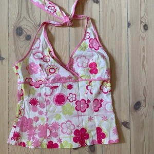 Knyt topp - Superfin knyttopp köpt secondhand. Ursprungligen från gamla Gina.🤍