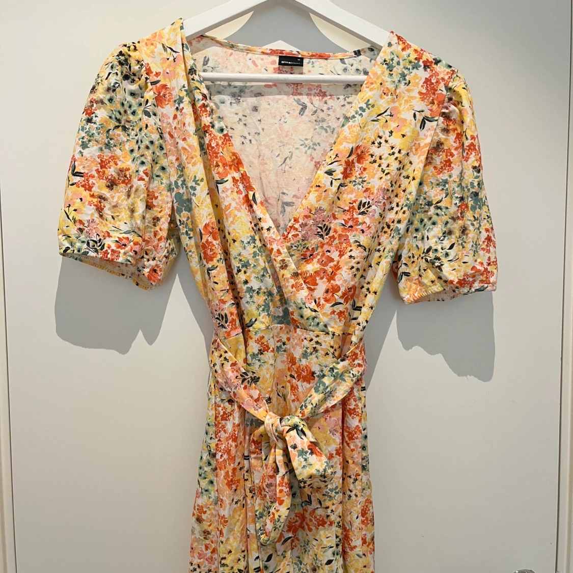 Klänning från Gina tricot