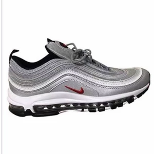 Air Max 97 silver bullets  - Säljer mina air Max 97 då jag inte använder dom längre! De är inte söndriga någonstans och kan bli renare om man tvättar dom!