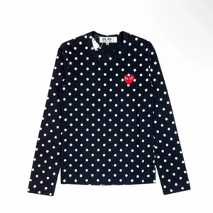 CDG  - Prickig tröja från Comme ses Garçons, storlek M