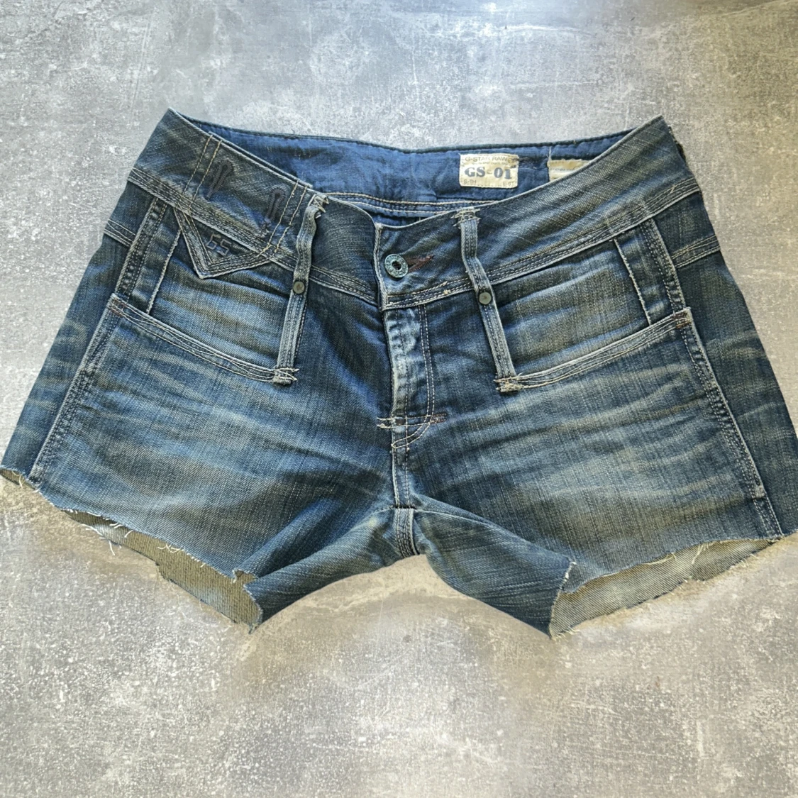 Marinblå shorts - 90