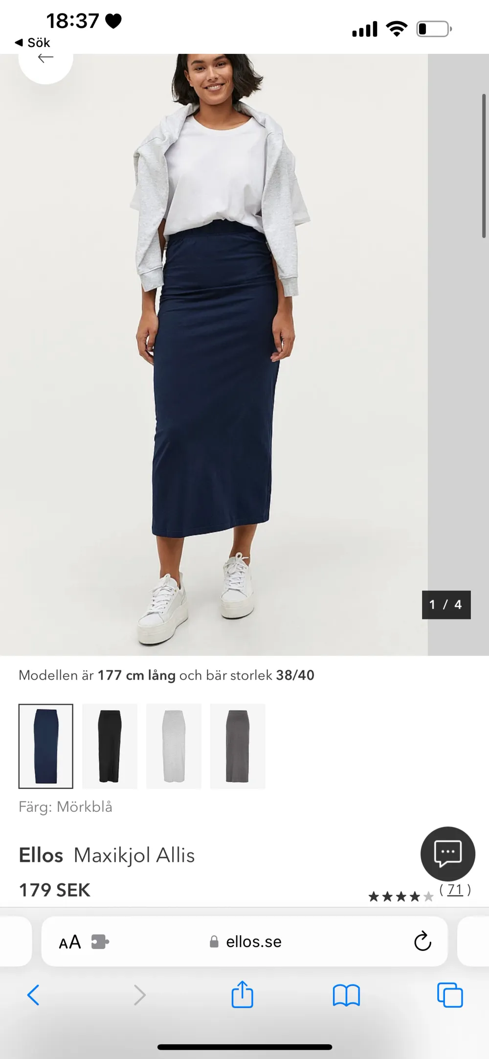 mörkblå maxi/midi kjol från ellos, säljer då den var lite för tight, aldrig använd utan endast testad och lappen sitter kvar!. Kjolar.