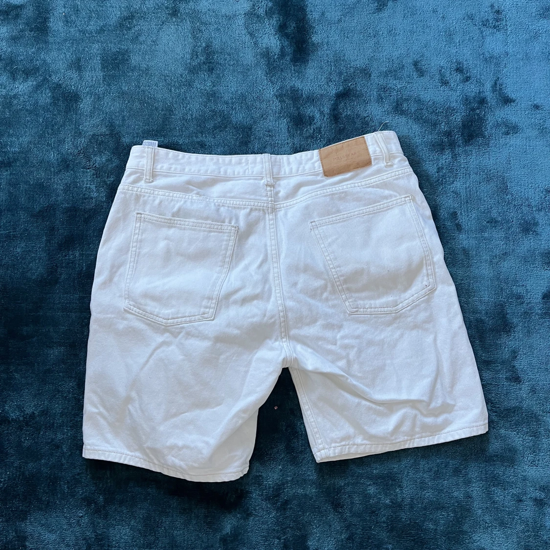 Pull and bear shorts - 90
