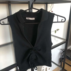 Svart topp från Zara - Använd men i fint skick