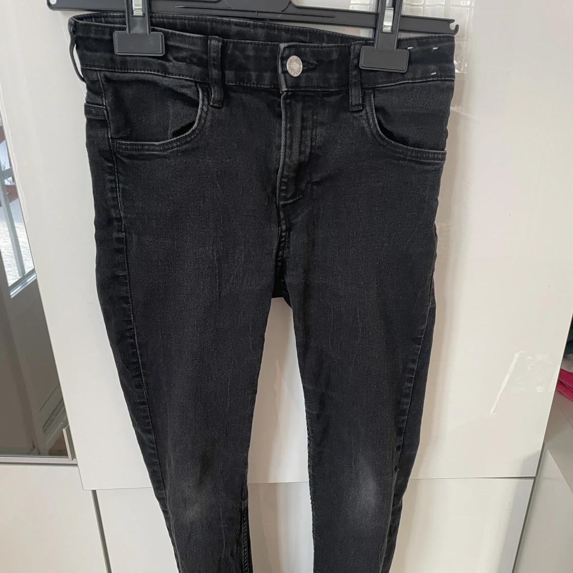 Svarta smala jeans 