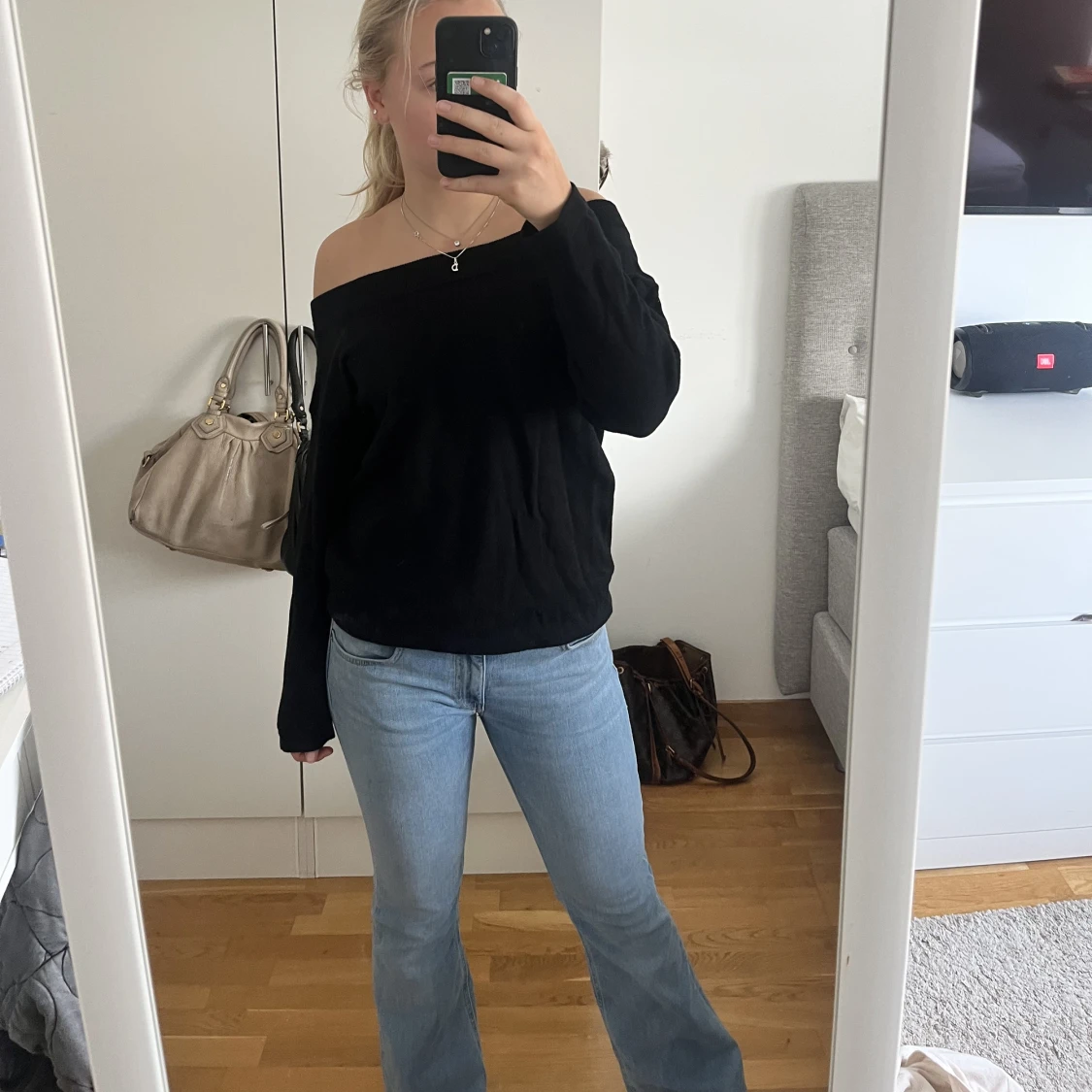 Stickad off shoulder tröja 