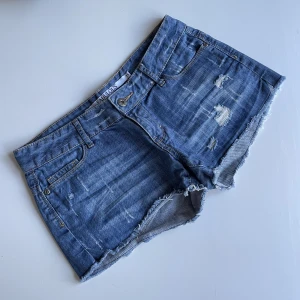 Shorts XS - Korta shorts i storlek XS från Lager157. Använda men i bra begagnat skick. 