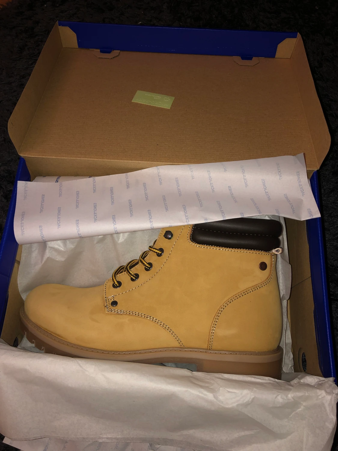 Skor som passar alla kön 