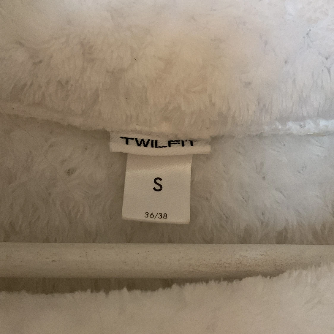 Vit Teddy hoodie från twilfit  - 91