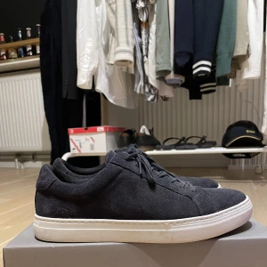 Vagabond  - Knappt använda skor, i nyskick  Strl 42 