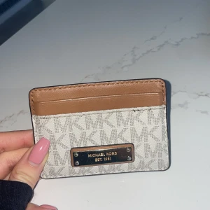 Korthållsre  - Korthållsre från Michael Kors 