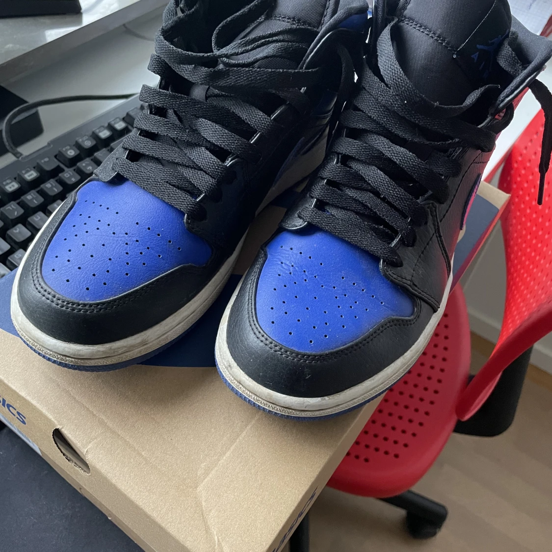 Jordan 1 mid Royal Blue - 90