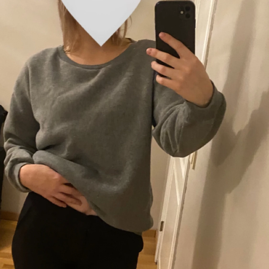 Grå sweatshirt - 91