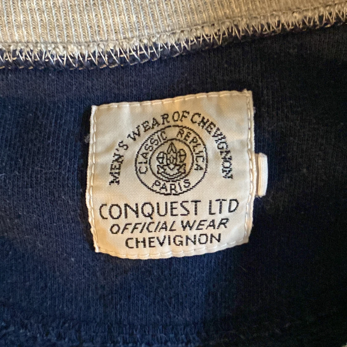 Chevignon Sweatshirt - 91