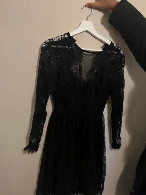 Klänning och skjorta  - Rensar garderoben priset kan diskuteras 