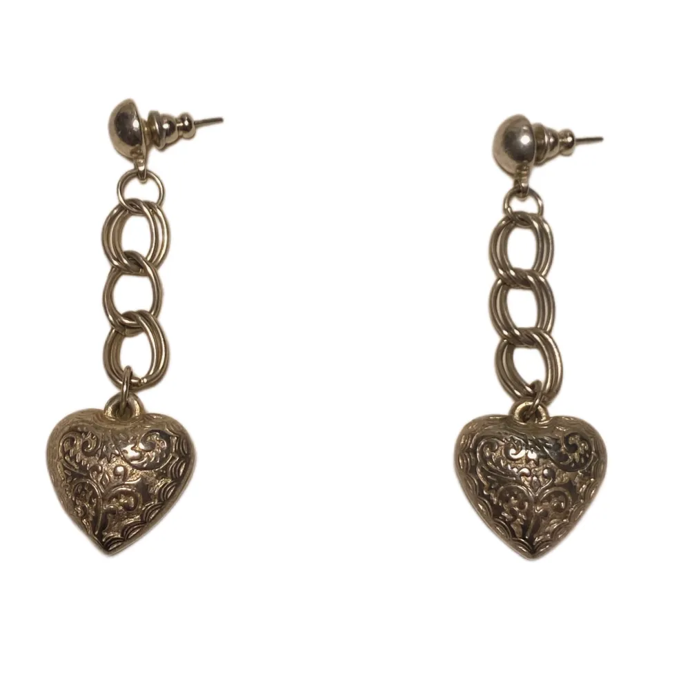 Vintage Hearts Earings   In good condition   One size   Total length 5 cm   DM me to buy   Vintage hjärtan örhängen i bra skick   Längd 5cm  . Accessoarer.