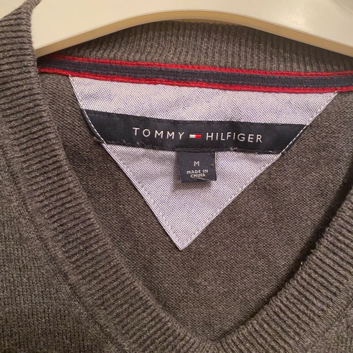Tommy Hilfiger tröja M - 90