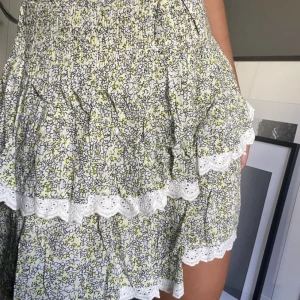 Kjol - Söt mönstrad kjol! passar XS och eventuellt S