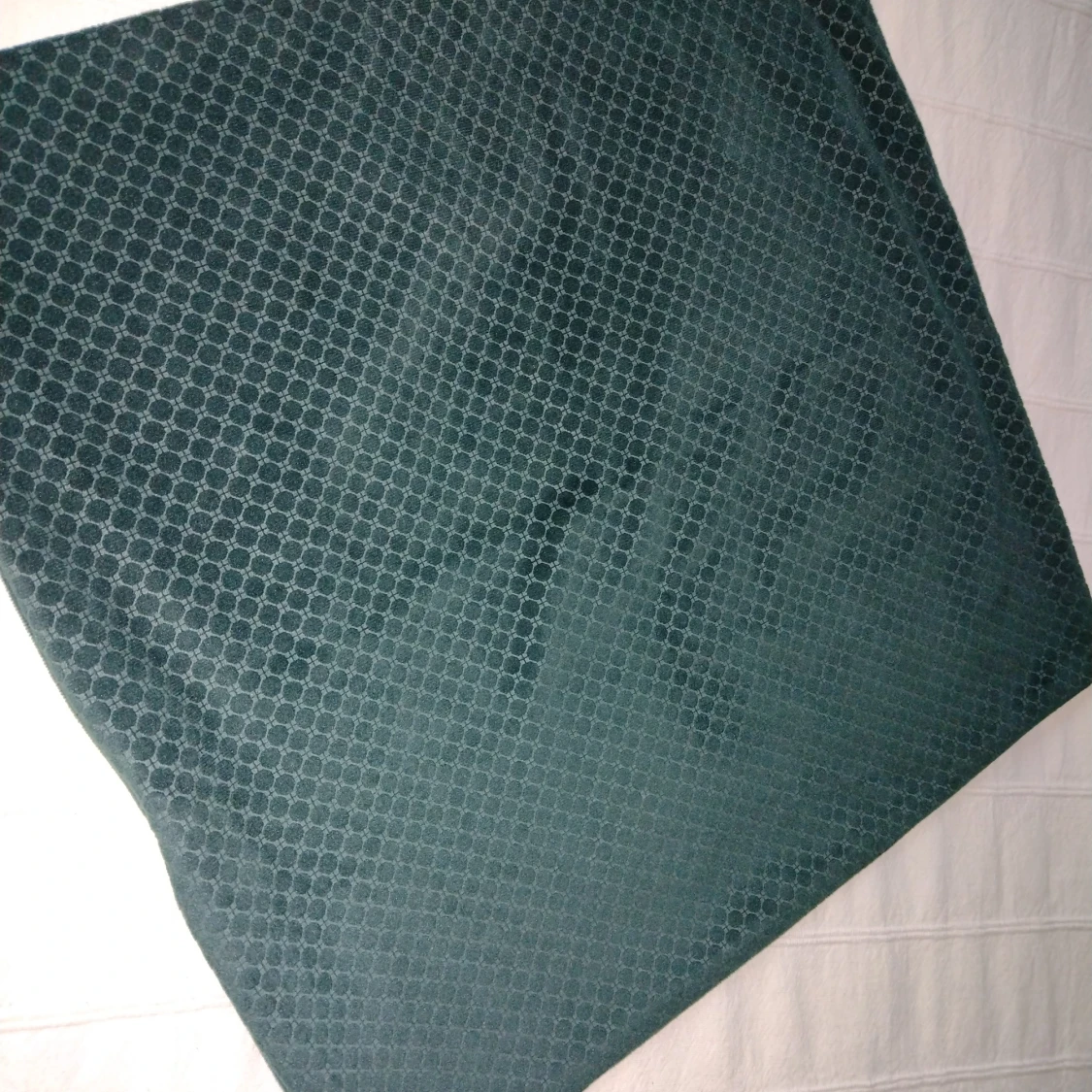 Grönt kuddfodral från Mio, ca 45x45 cm - 90