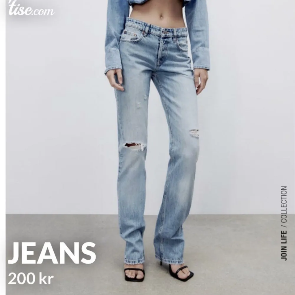 Ett par jätte snygga slitna mid waise jeans ifrån zara. Så bekväma men får ej användning för dom❤️. Jeans & Byxor.