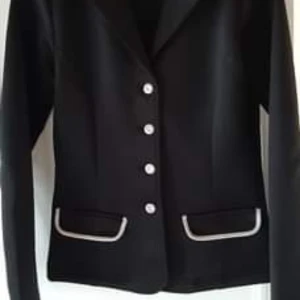 CRW tävlignskavaj - Svart tvälingskavaj Exclusive CRW, storlek M. Använd fåtal gånger.