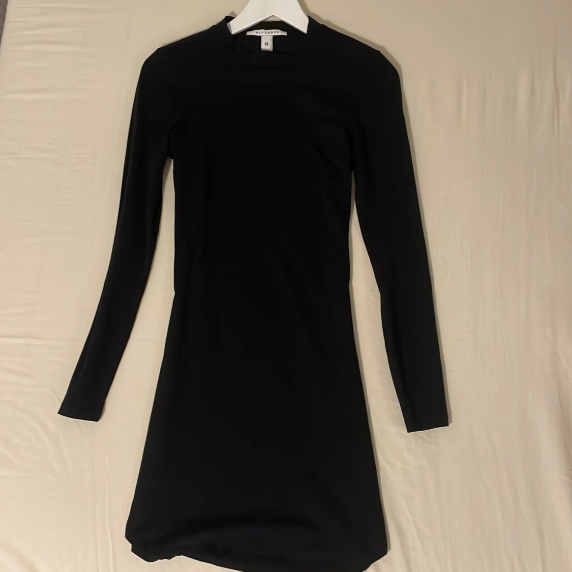 Black dress - 90