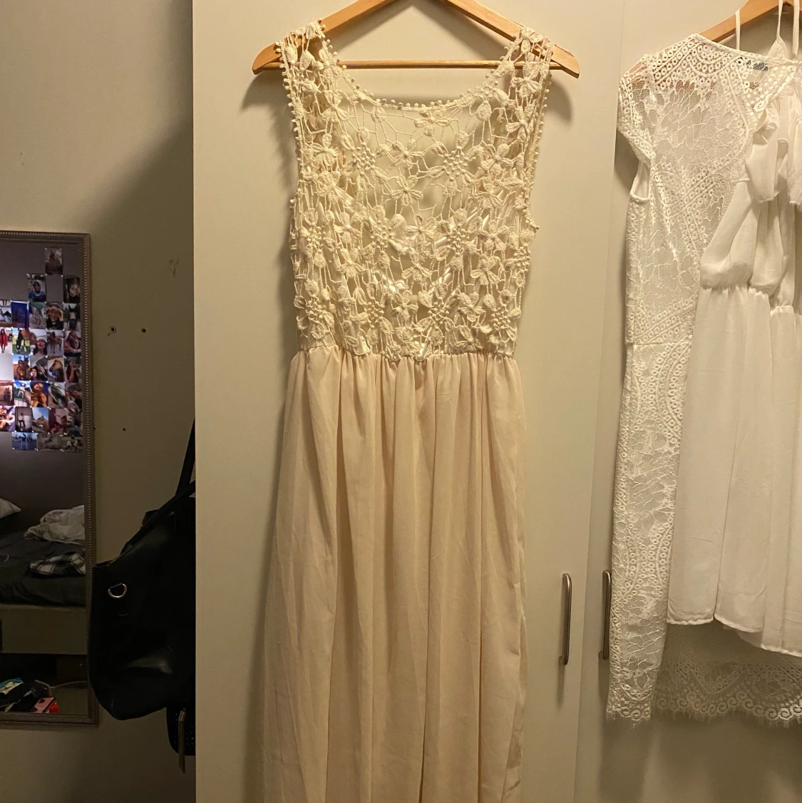 Beige långklänning