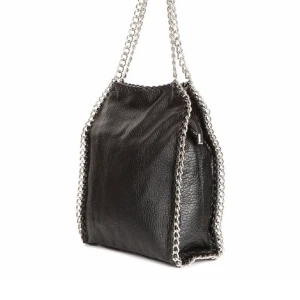 Tiamo väska - snygg och praktisk tiamo väska, kommer nästan aldrig till användning och är som ny❤️Köptes för 600 säljer för 350