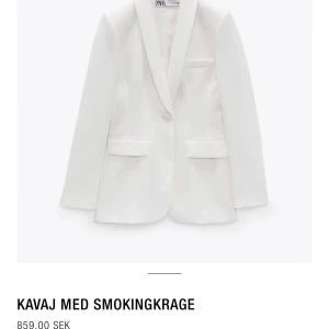 Kappa från zara - Lappar fortfarande på , aldrig använt.  Skriv för fler bilder 