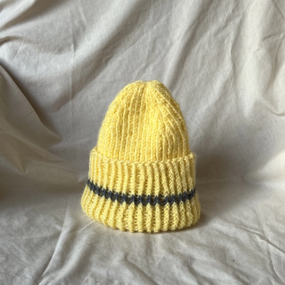 Handstickad mössa - 90