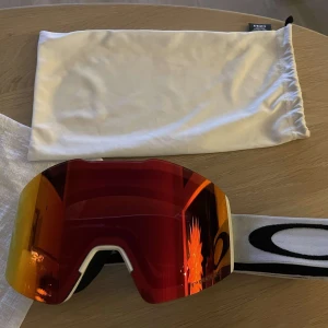 Oakley Fall Line goggles - Nypris kring 2000, fint skick