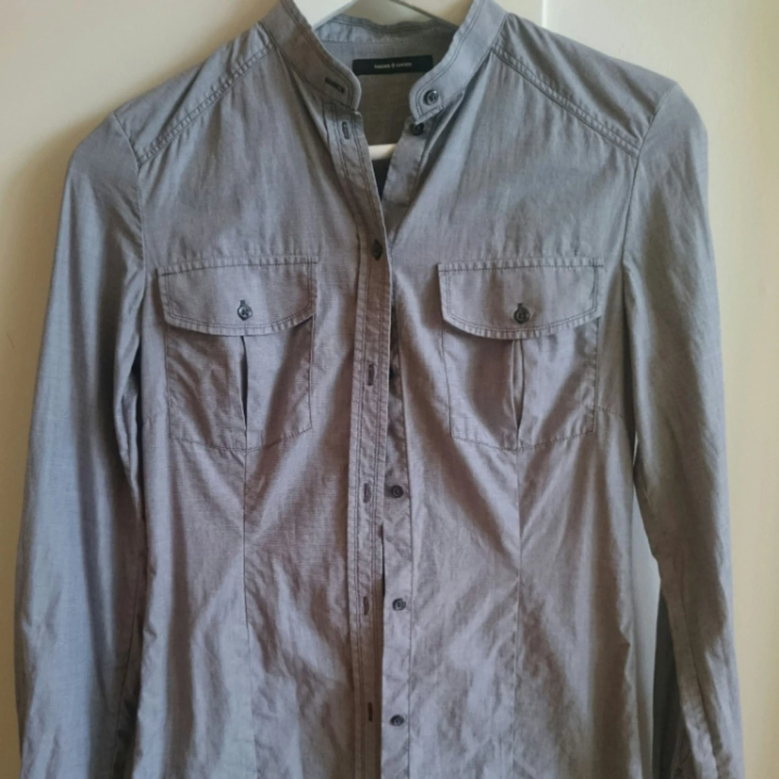 Samsøe & Samsøe - grå skjorta - storlek XS/S