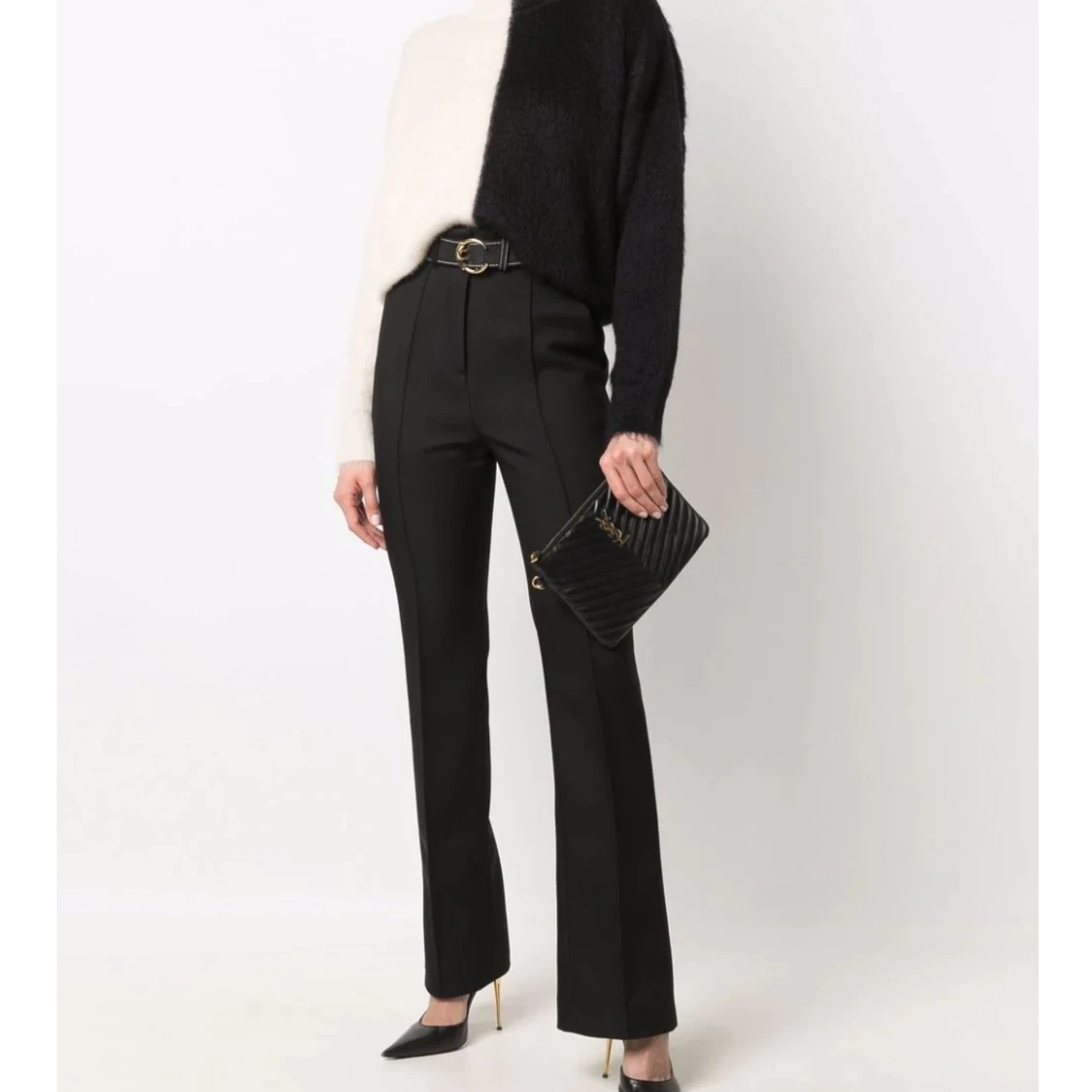 Svart och vit sweatshirt