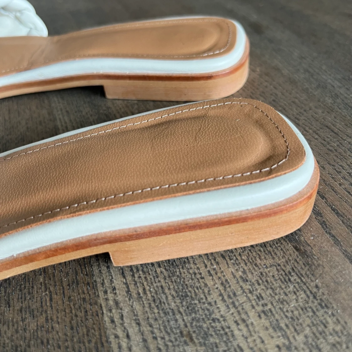 Beige Flattered Sandals 40 - 90