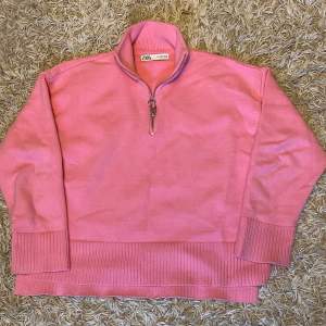 Säljer denna rosa fina stickade tröja då den inte kommer till användning💓💓