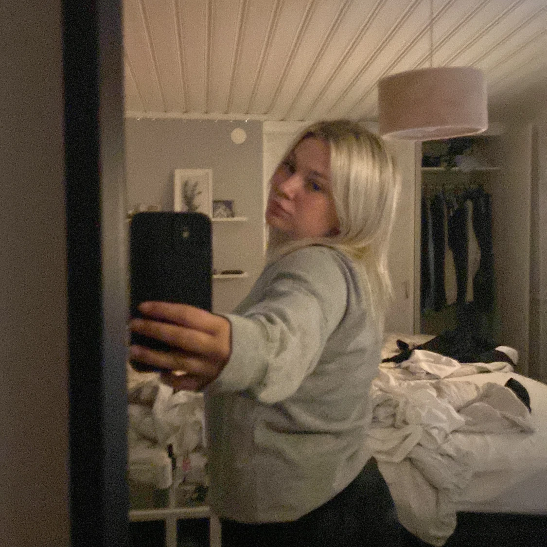 Grå sweatshirt  - 91