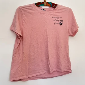 T-shirt - T-shirt i fint skick ifrån FB Sister