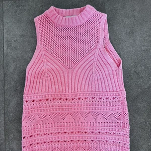Rosa Zara topp - Virkad rosa zara topp. Finns inte att köpa längre. Super snygg till sommaren! Storlek S