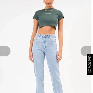 A brand jeans - Oanvända A brand jeans med lappar kvar i strl W28. För små för mig :(