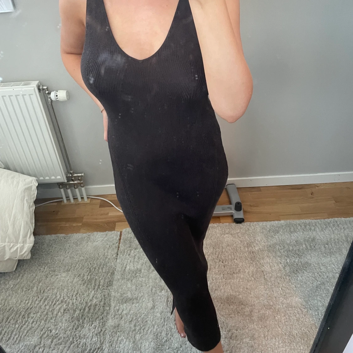 Stickad brun klänning 