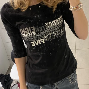 Topp - Cool y2k topp från kappahl i fint skick🕶️